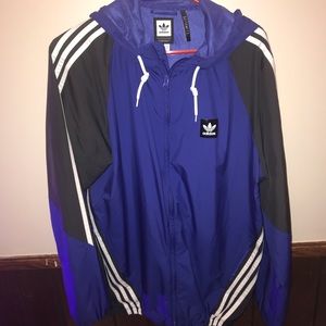 Zip-up windbreaker